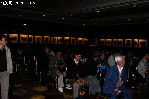 ����Ѳչ��4�֦���Ӱ����:����վ����