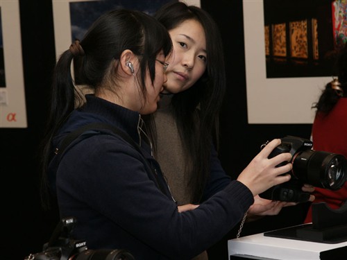 ����Ѳչ��4�֦���Ӱ����:����վ����