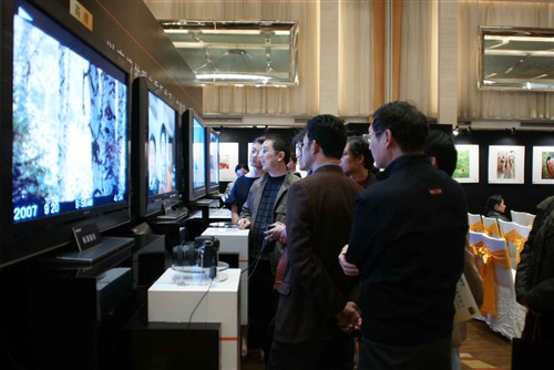 ����Ѳչ��4�֦���Ӱ����:����վ����