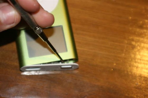 想换就换疯狂网友拆解iPod更换硬盘(2)