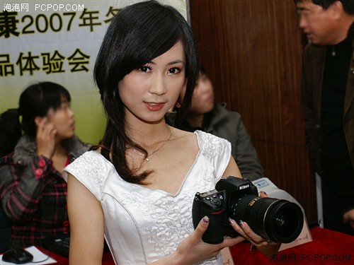 ж콢῵D300߸ʵƬ