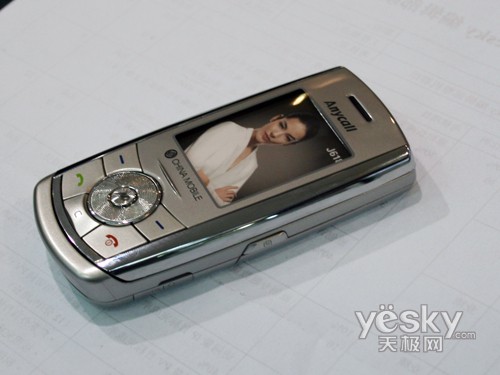 ������˽�ʱ��ʵ���еͶ�Ů���ֻ���ѡ(6)