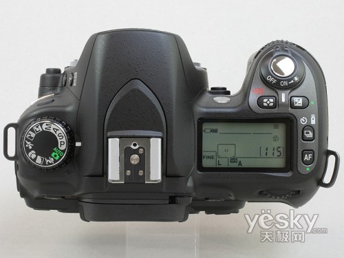 �л�ֻ��6750��18-135��ͷ�῵D80�׻�����