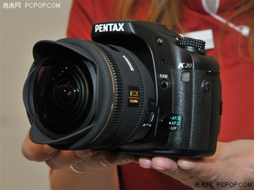 Photokina�ֳ�������չ̨����Ʒ���