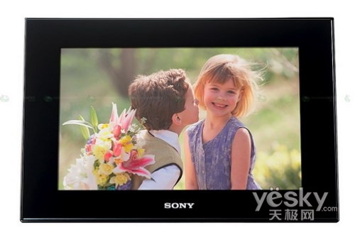 奢华外观索尼数码相框V900降价100元