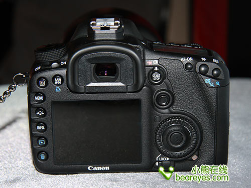 1800万像素强劲性能佳能7D套机15500元