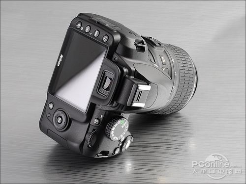 配18-55mm镜头 尼康D3000套机售4000_数码