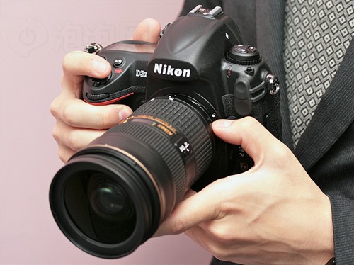 搭配24-70mm镜头 尼康D3X套机售价58300元