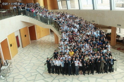 欧达DV召开第二届品牌大会 任达华亲临_数码