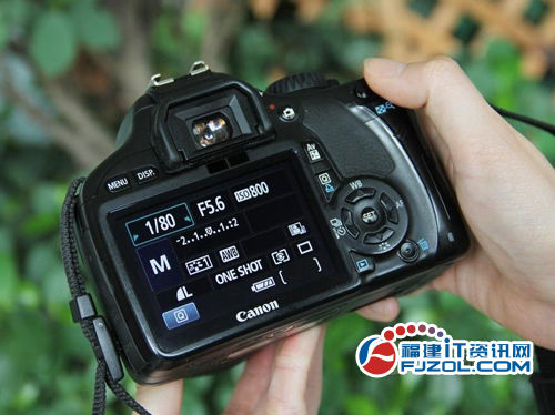 入门单反我称王佳能550D套机特价4199