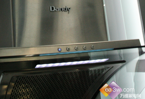 [视频评测]德意新品油烟机惊现卖场_家电