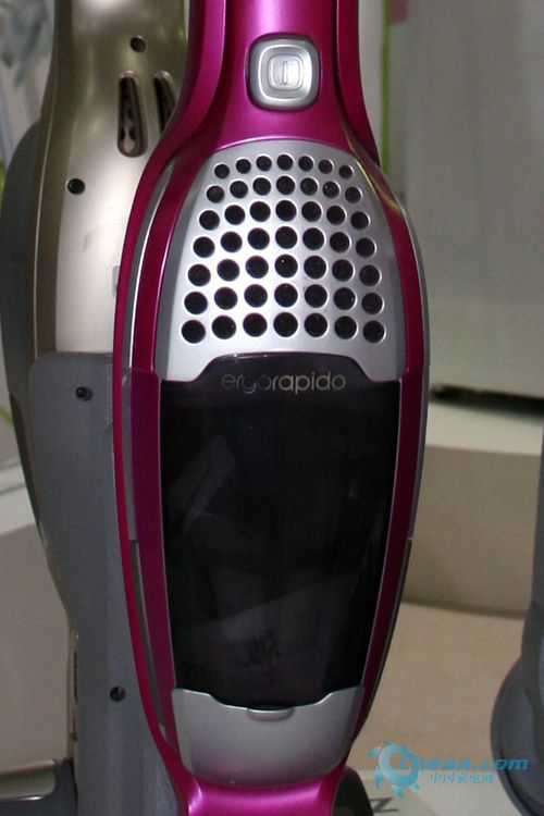 伊莱克斯瑞彼得吸尘器ZB-2812特价1799