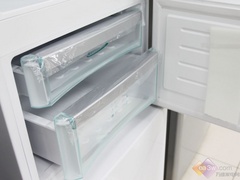 冰箱里用的盒子带水龙头 1266795630_9TqJ4K.jpg