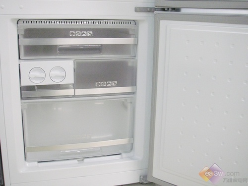 美的冰箱欧范儿帅哥自降身价仅3971元