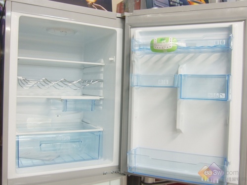 三门冰箱仅售2399元美的冰箱甩卖中
