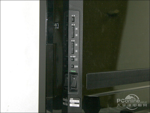绚丽黑耀面板!索尼3D电视LX900抵评测室_家