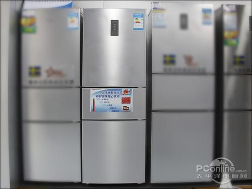 外观时尚功能强精致金属面板冰箱导购