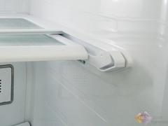 冰箱冷藏室变冷冻是怎么回事 1296350261_MKNCKN.jpg