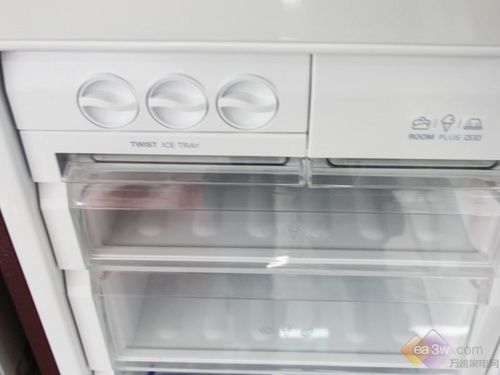两门冰箱降千元LG盛唐印花冰箱甩