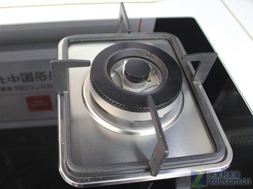 最新智燃技术德意燃气灶现售1780元