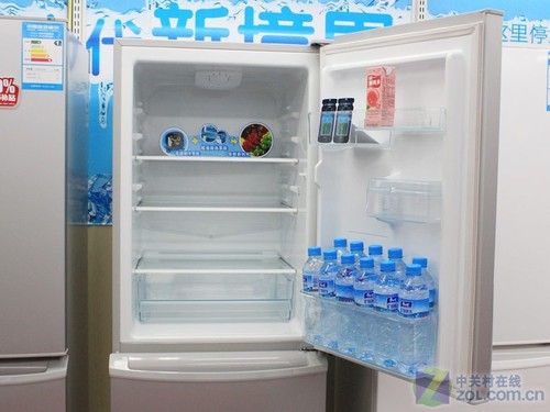 聚氨酯隔热层松下两门冰箱现2490元
