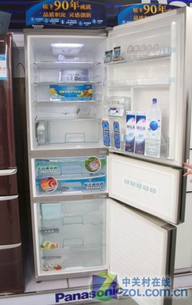 全自动制冰松下三开门冰箱现7099元
