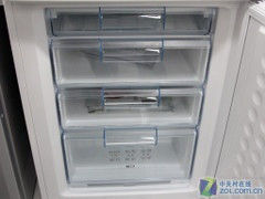 纯白简约设计博世两门冰箱现3525元