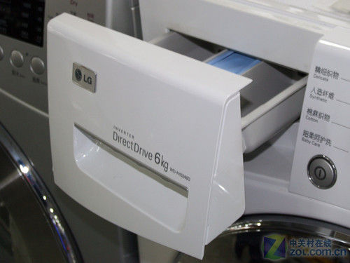时尚白色外观LG6kgDD电机滚筒促销