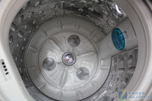时尚尊贵造型LG7kg波轮洗衣机3168元