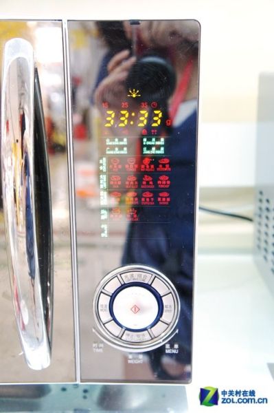 镜面外观显高档格兰仕微光波炉1498元