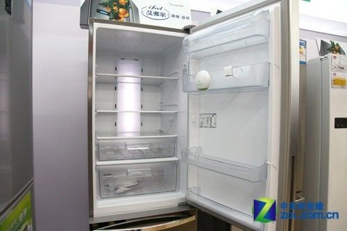 超大冷冻空间容声三开门冰箱5499元