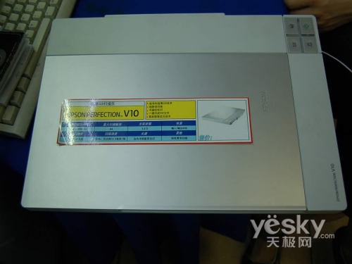 ������V10����CCDɨ���ǳ��ͼ�670Ԫ����