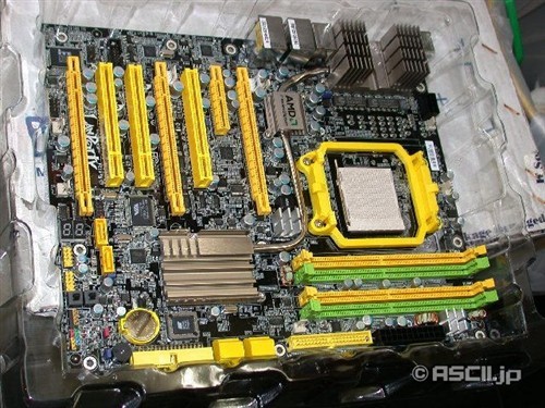 ��֧���Ľ�����ʯ790FX�ٷ���ʽ����