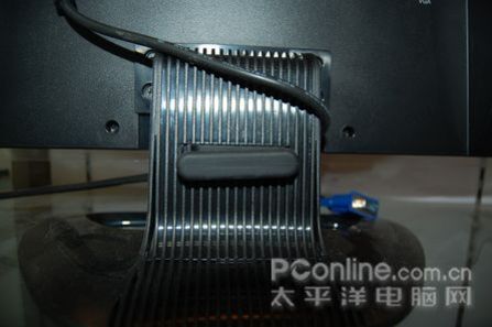 现代24寸液晶显示器Q24A低价到