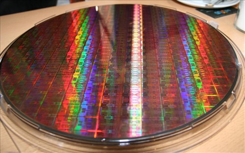 AMD将在今年夏天投产45nm工艺处理器
