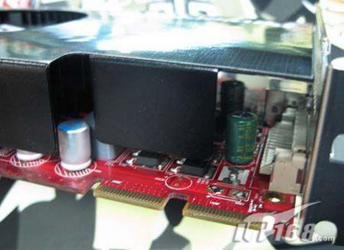 ˫���ʹ�۸�սǧԪ���³�ֵATI�Կ��Ƽ�(6)