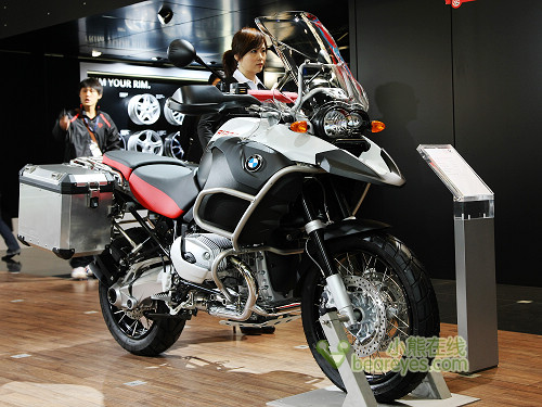 2008北京国际车展 帅气的宝马摩托车_硬件