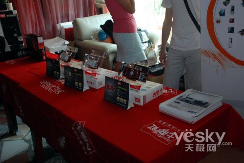 网友乐翻天!天极HTPC试听体验会纪实(图)