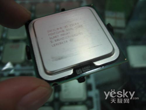 散片降价盒装涨 Intel奔腾双核E2180处理器_硬