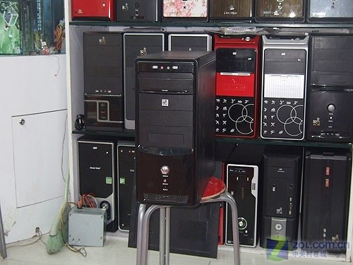做工好用料足技展时尚纯黑机箱199元