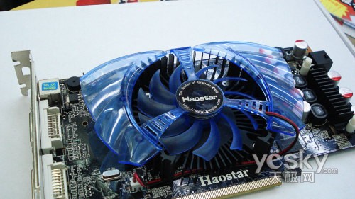 国庆温情促销 德众显卡送雅芳套装化妆品_硬件