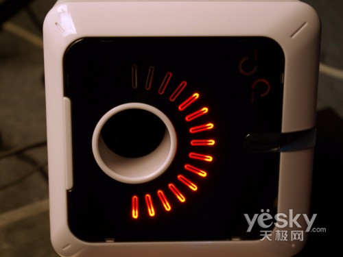 操作全靠指头!轻骑兵C500Q触控式音箱评测