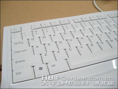 苹果也自叹不如优派超薄VX精灵套装
