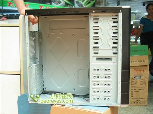 给你PC选个防辐射房大水牛A0802机箱379元