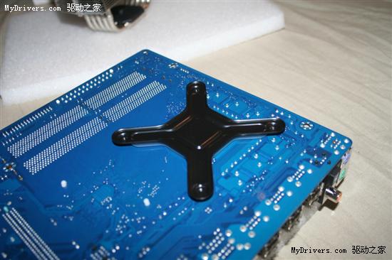 希望大失望更大液态金属散热器测试