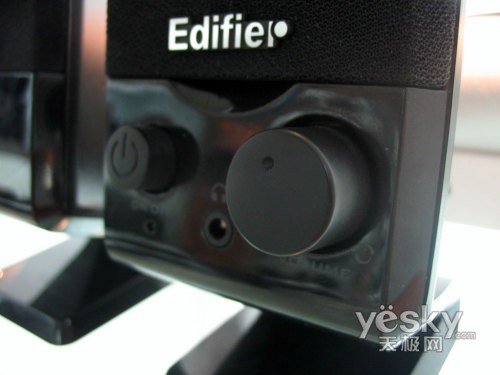 USB接口供电!漫步者2.0音箱R10U仅售79元