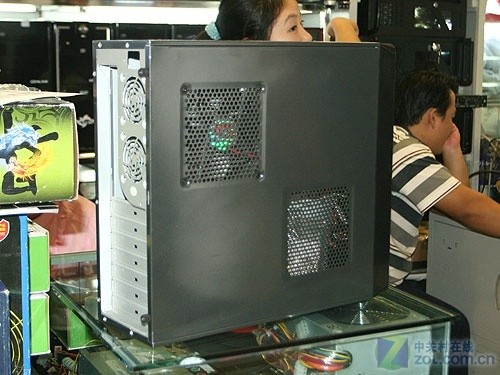 1254184997_84M4t8.jpg