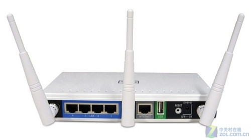 旗舰诞生 D-Link 450M无线路由229.99美元_硬