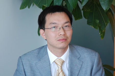 科技时代_石现升曾明发谈互联网大会：寻找危机下的力量