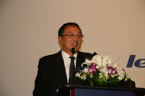 图文:联想控股董事长兼总裁柳传志演讲_业界